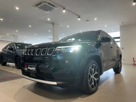 JEEP COMPASS 1.3 T270 TURBO FLEX LONGITUDE AT6 JEEP COMPASS 1.3 T270 TURBO FLEX LONGITUDE AT6